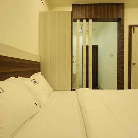 Hotel Sigma Suites Μπανγκαλόρ Εξωτερικό φωτογραφία