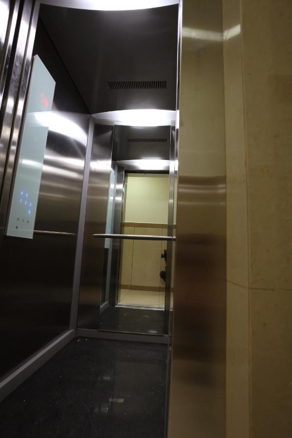 Hotel Sigma Suites Μπανγκαλόρ Εξωτερικό φωτογραφία